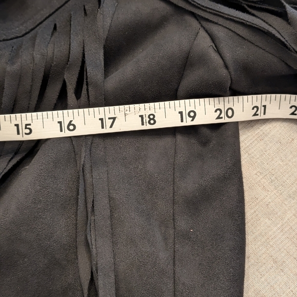 Black Faux Suede Fringe Jacket. S - Picture 7 of 9